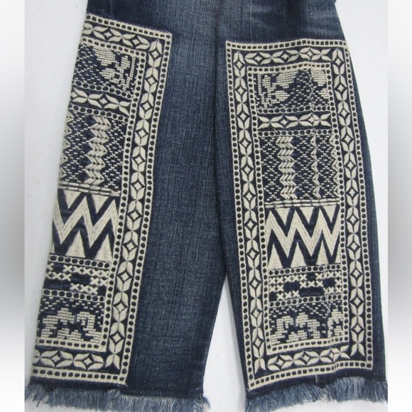 📌Sold on live📌Miss Me Born To Be Boho Ankle Jeans Womens 27 Aztec Frayed Hem - Picture 6 of 16